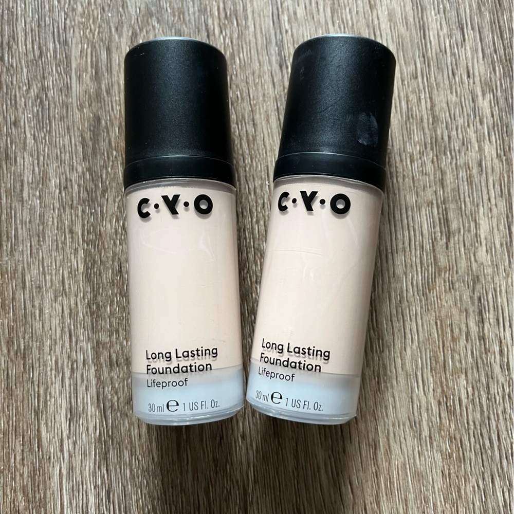 x2 New CYO Lifeproof Long-Lasting Foundation Shade 101